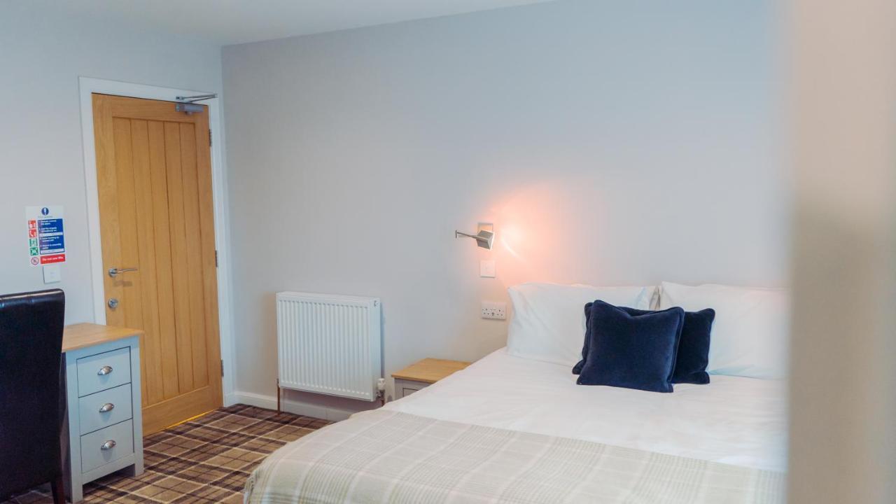 Poseidon'S Inn Lossiemouth Exterior photo